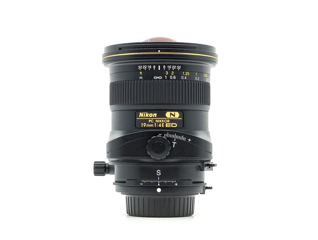 Nikon PC Nikkor 19mm f/4E ED Tilt-Shift de segunda mano en Camera Market