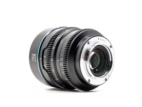 Sirui 35mm T1.2 Nightwalker – Fujifilm X Anschluss