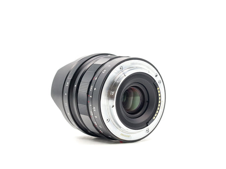Voigtländer Ultra Wide Heliar 12mm f/5.6 III – Sony E-Mount