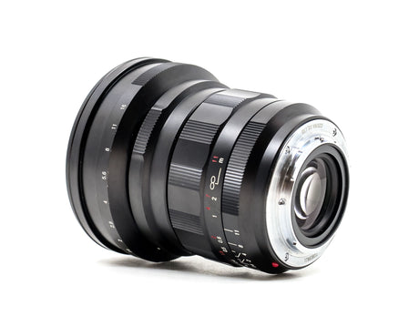 Voigtländer Nokton 10,5 mm f/0,95 – Micro Four Thirds Anschluss
