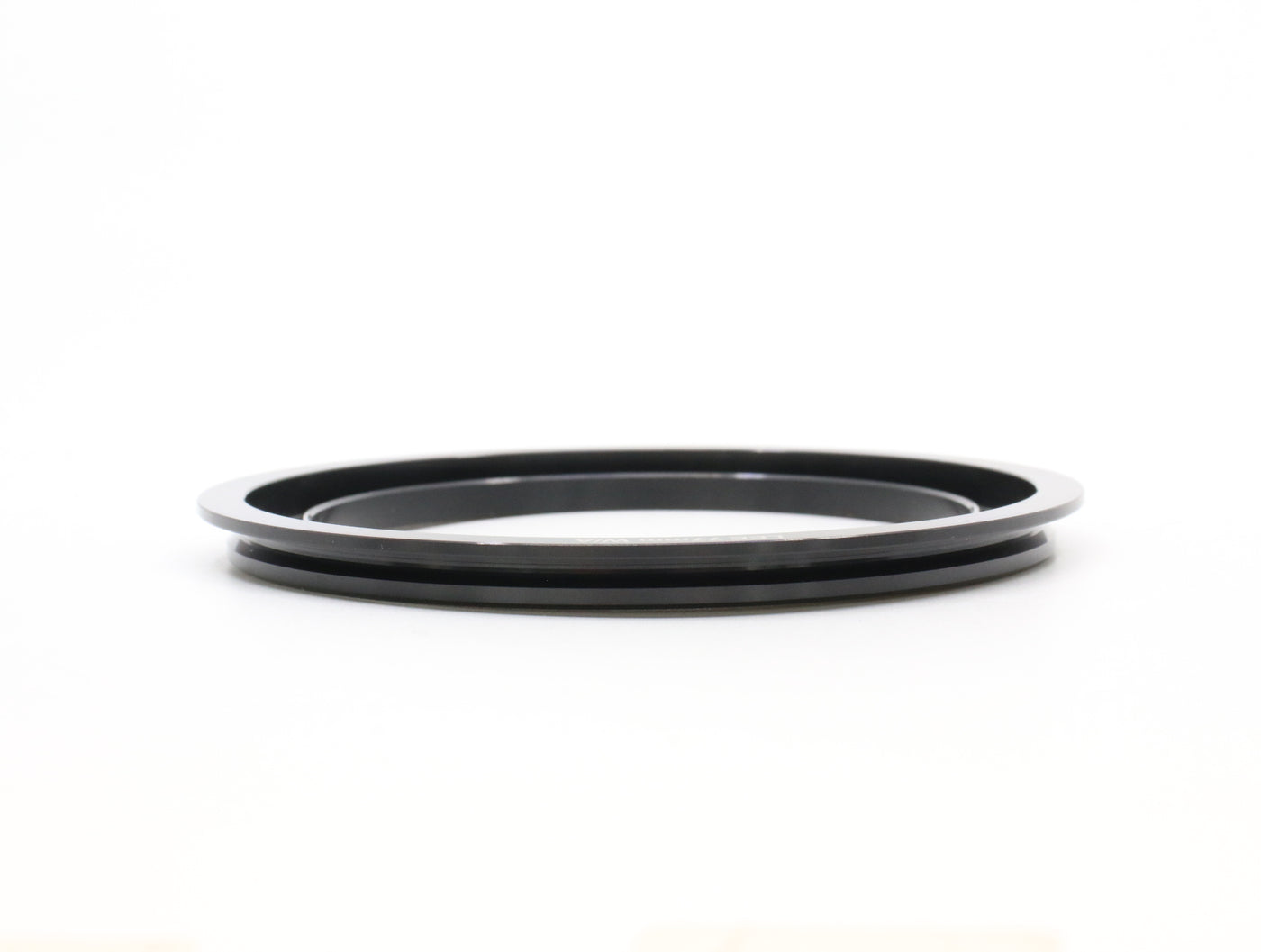 Here's the translation:

**LEE 77mm Weitwinkel-Adapterring** · Hauptbild