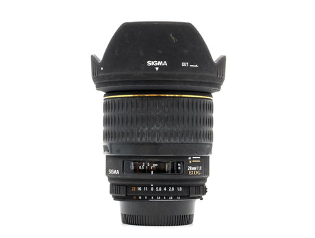 Sigma 28mm f/1.8 EX DG Macro - Nikon Anschluss
