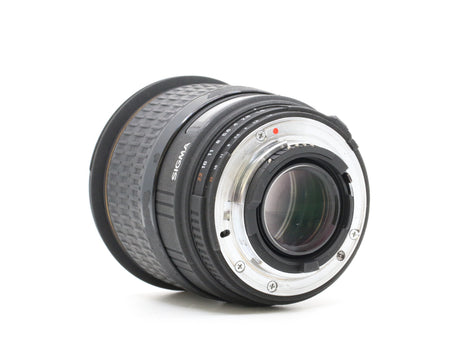Sigma 28mm f/1.8 EX DG Macro - Nikon Anschluss