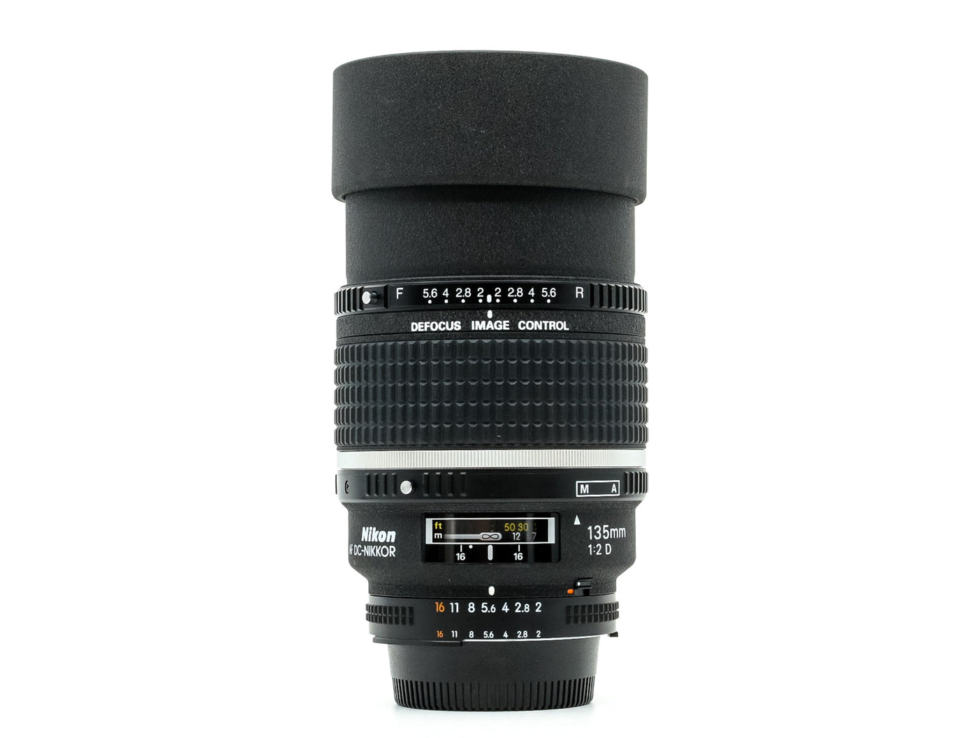 Nikon AF DC Nikkor 135mm f/2D · Hauptbild