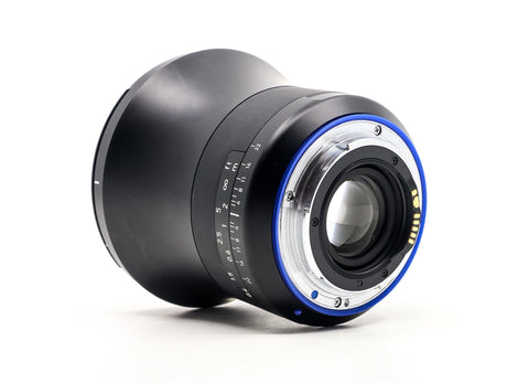 Zeiss Milvus 15mm f/2.8 ZE - Canon EF Anschluss