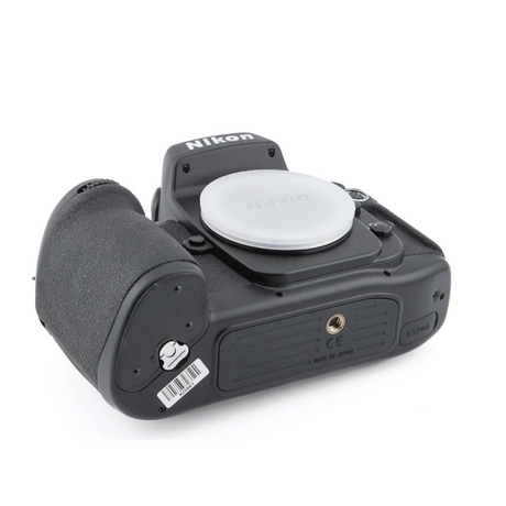 Nikon F100 (Nur Gehäuse)