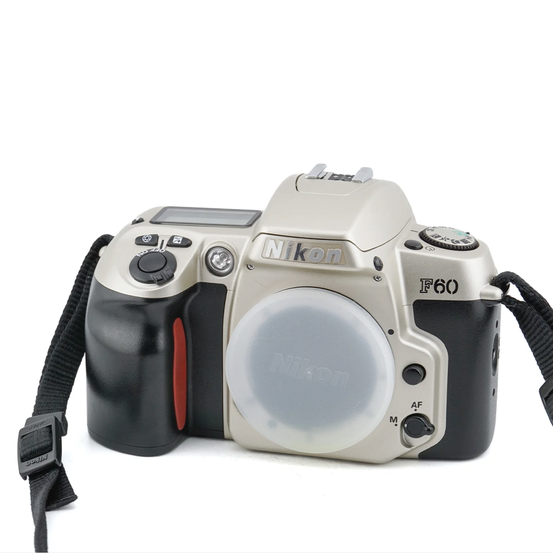 Nikon F60 (Nur Gehäuse) – 35mm SLR Filmkamera · Hauptbild