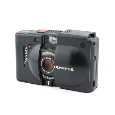 Olympus XA f/2.8 - 35mm Filmkamera