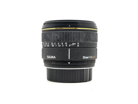 Sigma 30mm f/1.4 EX DC - Pentax Anschluss