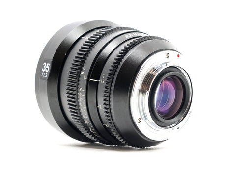 SLR Magic 35mm T1.3 MicroPrime Cine – Fujifilm X Anschluss