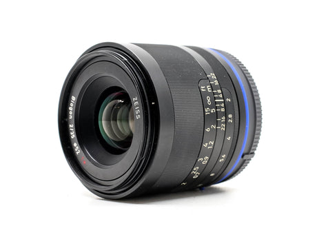 ZEISS Loxia 35mm f/2 Biogon T* – Sony FE Anschluss