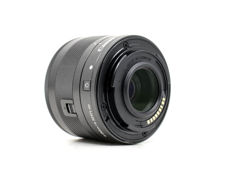 Canon EF-M 28mm f/3.5 Makro IS STM