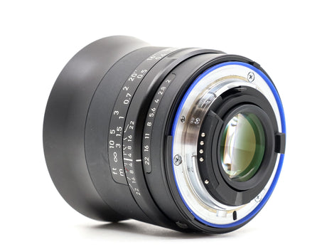 Zeiss Milvus 35mm f/2 ZF.2 – Nikon Anschluss