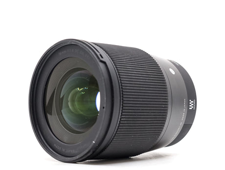 Sigma 16mm f/1.4 DC DN Contemporary – Micro Four Thirds Anschluss