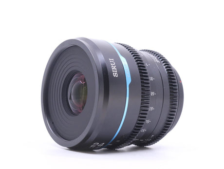 Sirui 24mm T1.2 Nightwalker – Micro Four Thirds Anschluss