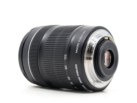 Canon EF-S 18-135mm f/3.5-5.6 IS STM