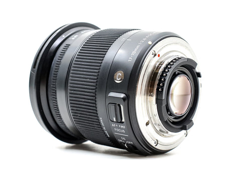 Sigma 17-70mm f/2.8-4 DC Makro OS HSM Contemporary – Canon EF-S Anschluss