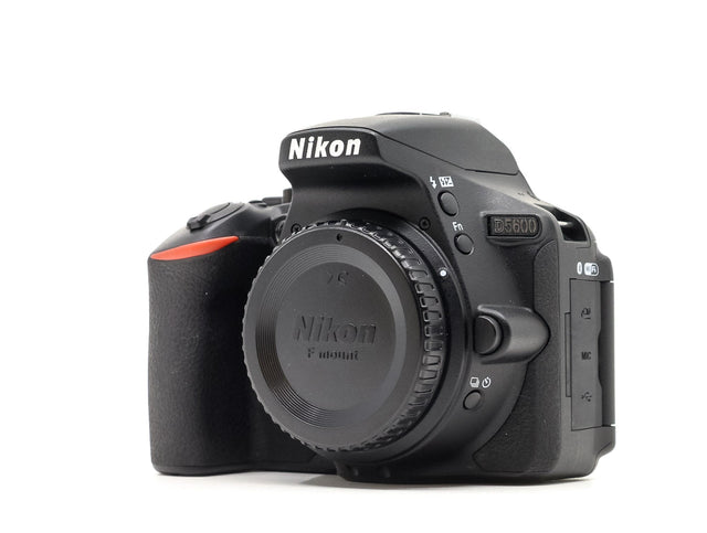 nikon|d5600 - Excelente - 1