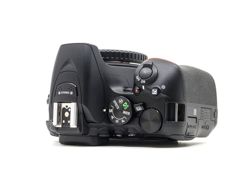 Nikon D5600