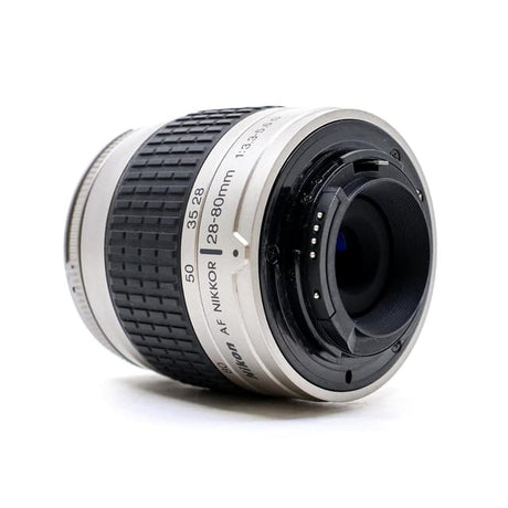 Nikon Objektive 28-80mm f/3.5-5.6