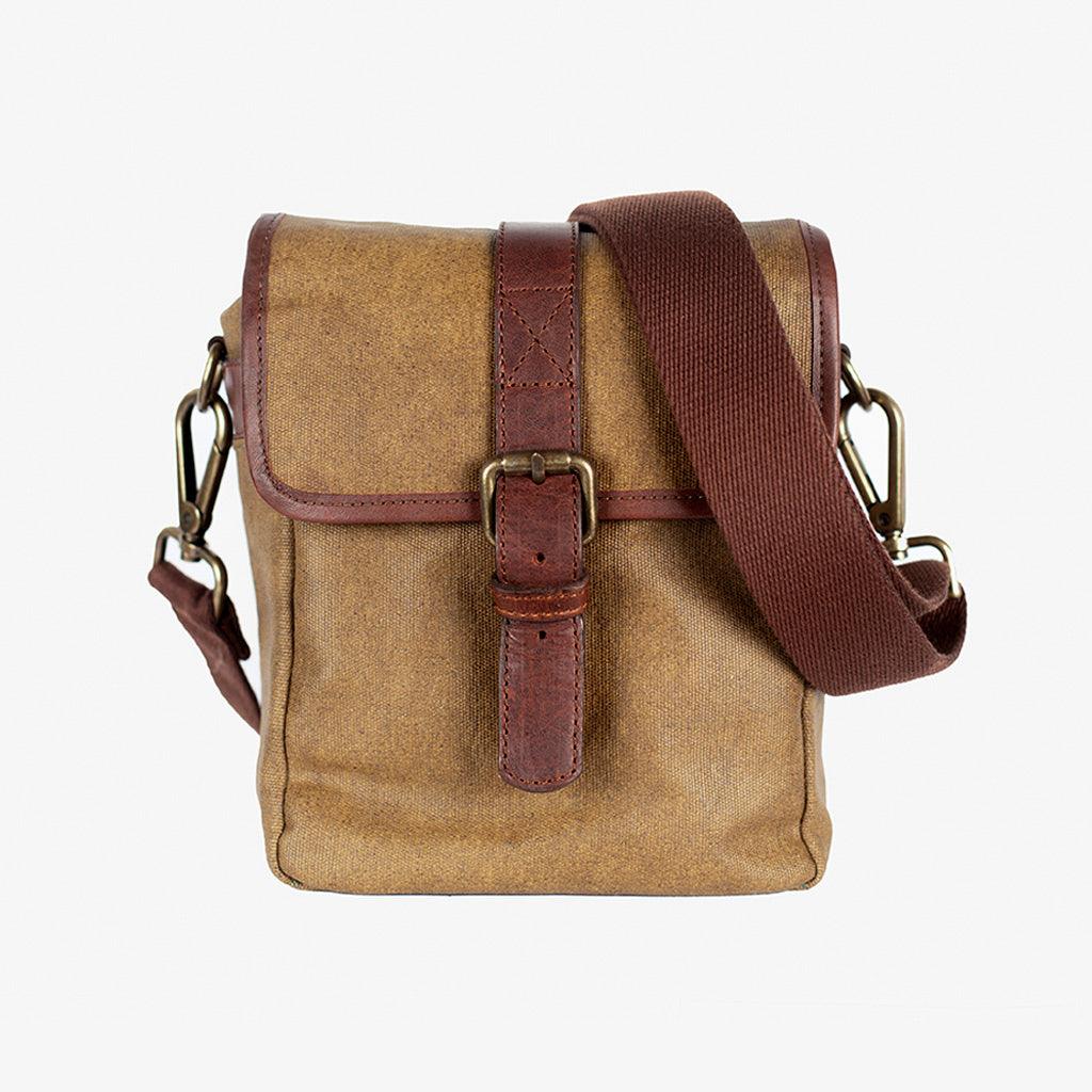 Berlin Olive Green Waxed Canvas Kameratasche · Hauptbild