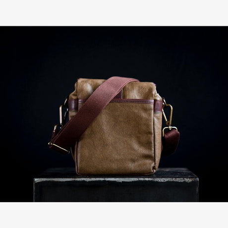 Berlin Olive Green Waxed Canvas Kameratasche