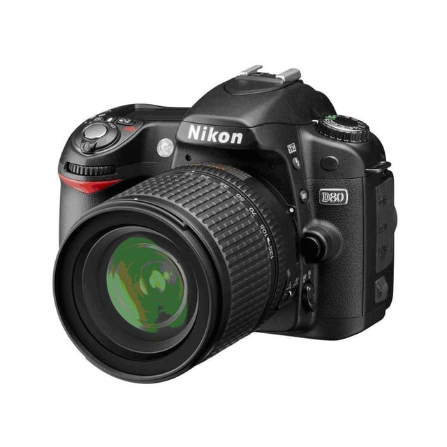 Réflex D80 - Negro + Nikon AF-S DX Nikkor 18-55mm f/3.5-5.6G VR f/3.5-5.6 de segunda mano en Camera Market