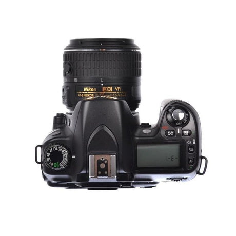 Nikon D80 Spiegelreflexkamera - Schwarz + Nikon AF-S DX Nikkor 18-55mm f/3.5-5.6G VR Objektiv