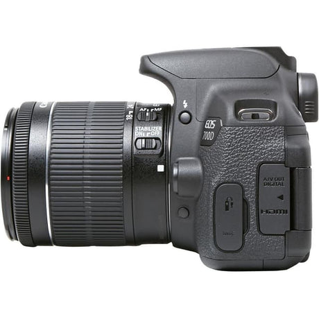 EOS 700D SLR – Schwarz + Canon EF-S 18-55mm f/3.5-5.6 III