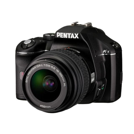 KX Reflex - Schwarz + Pentax SMC Pentax-DAL 18-55mm f/3.5-5.6 AL f/3.5-5.6
