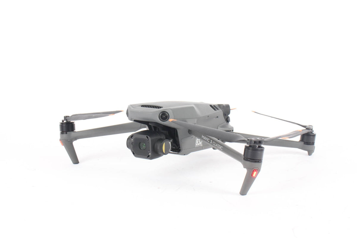 DJI Mavic 3 Pro Fly More Combo · Hauptbild