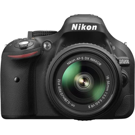 SLR D5200 - Schwarz + Nikon Nikkor AF-S DX 18-55mm f/3.5-5.6 G VR II