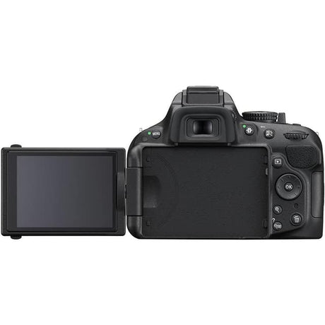 SLR D5200 - Schwarz + Nikon Nikkor AF-S DX 18-55mm f/3.5-5.6 G VR II