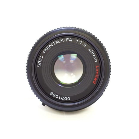 Weitwinkelobjektiv f/1.9