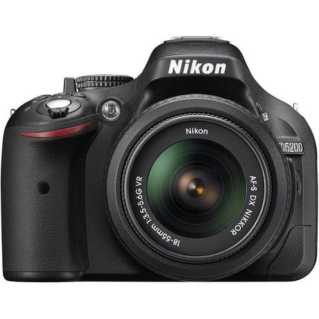 SLR D5200 - Schwarz + Nikon AF-S DX Nikkor 18-55mm f/3.5-5.6G ED VR