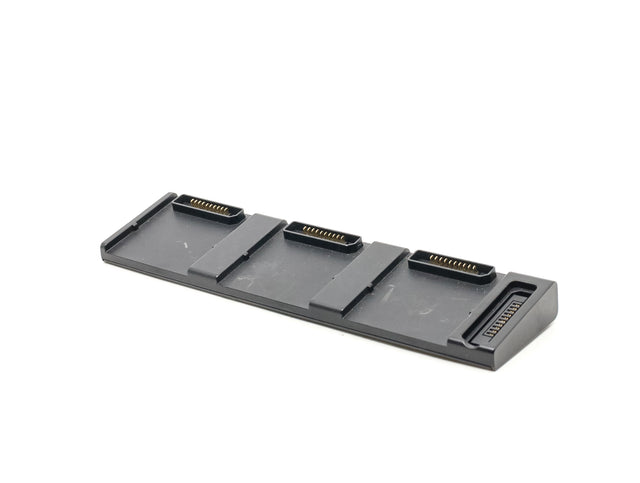 DJI Mavic Air 2 - Battery Charging Hub - segunda mano - excelente estado - foto principal - SKU 3703682 - Camera Market