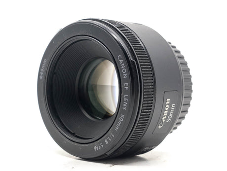 Canon EF 50mm f/1.8 STM