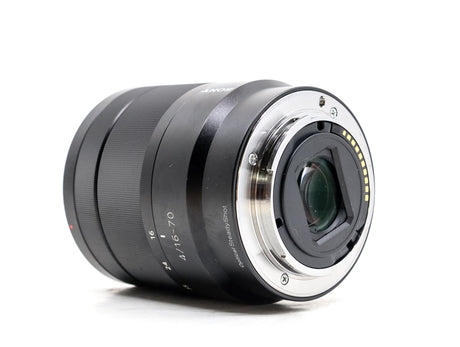 Sony E 16-70mm f/4 ZA OSS Zeiss Vario-Tessar T*
