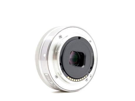 Sony E 16mm f/2.8