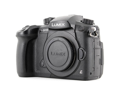 Panasonic Lumix DC-GH5