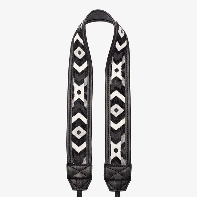 Limited Edition - Jaipur #114 - Fabric & Leather camera strap de segunda mano en Camera Market