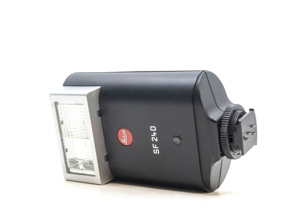 Leica SF 24D Flash · Hauptbild