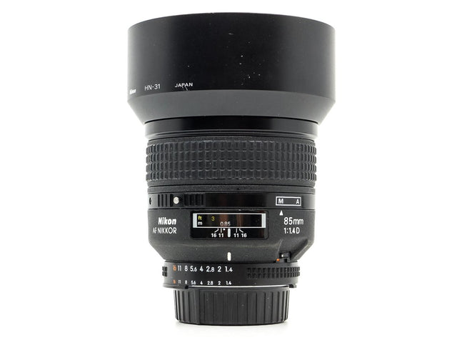 Nikon AF Nikkor 85mm f/1.4D - Excelente