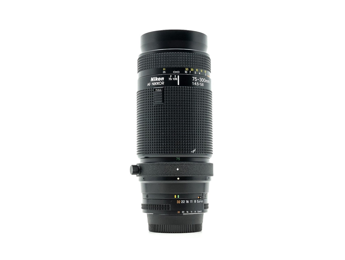 Nikon AF Nikkor 75-300mm f/4.5-5.6 · Hauptbild