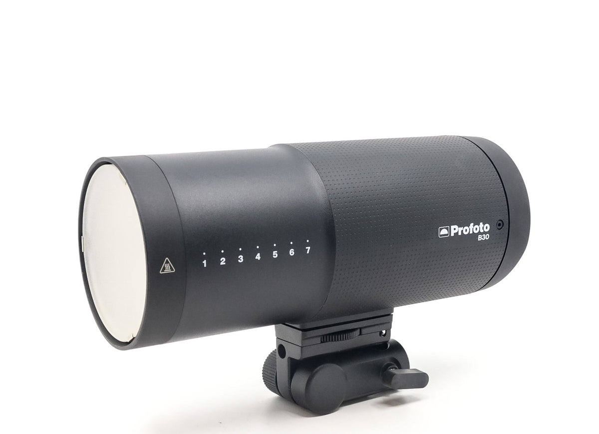 Profoto B30 · Hauptbild