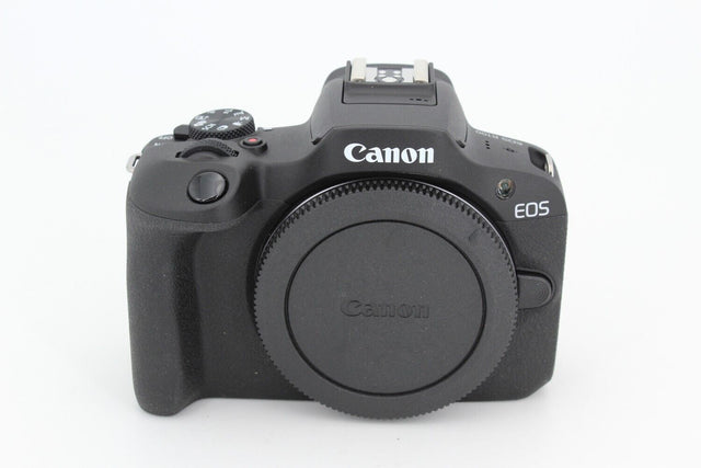 Canon EOS R100 + RF-S 18-45mm f/4.5-6.3 IS STM de segunda mano en Camera Market