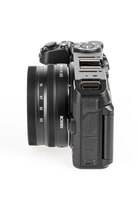 Nikon Z30 mit NIKKOR Z DX 16-50/3,5-6,3 VR