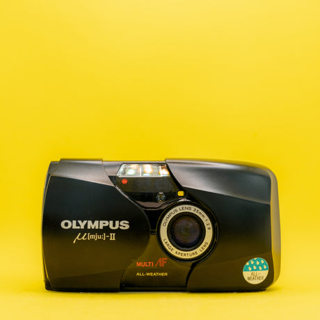 Olympus MJU II (GRAU) F2.8 Version – Premium 35mm Kompaktfilmkamera