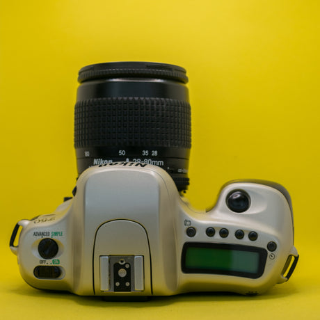Nikon F50 - 35mm SLR Klassische Filmkamera