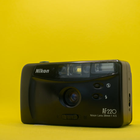Nikon AF220 - 35mm Kompaktfilmkamera